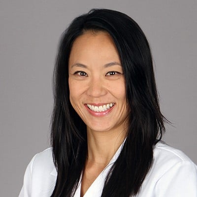 Dr. Mo Vivian Y.